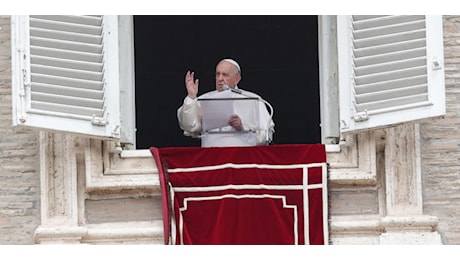 L'appello del Papa durante l'Angelus: “Basta guerre, troppe bambini massacrati!”