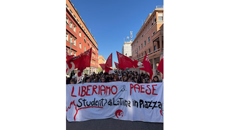 Sciopero 15 novembre, gli studenti: “No ai tagli, sì all’educazione sessuoaffettiva”