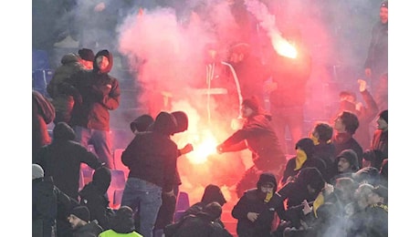 Tifosi contro la società: esonero per il nuovo allenatore dopo nemmeno 24 ore