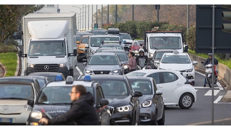 Aumenta ancora il costo della Rc auto (+ 7,2% in ottobre). L’Ivass: “Sistema bonus/malus obsoleto, va cambiato”