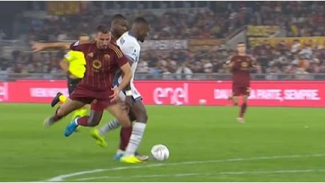 Roma-Inter, la moviola - Massa, serata storta: Cristante su Thuram era da rosso. Perché fermare Frattesi?