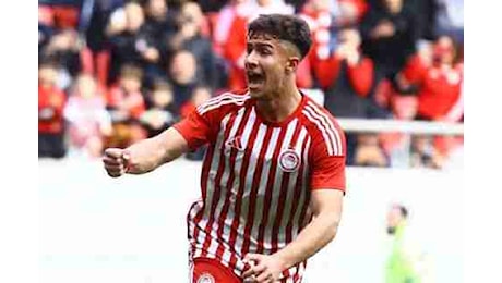 Kostoulas, talento dell’Olympiakos, nel mirino dello United