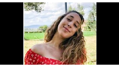 Psichiatra 28enne uccisa da un'onda anomala - La Voce di Rovigo
