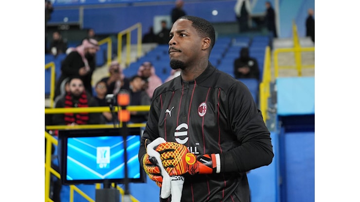Maignan dimesso dall'ospedale: come sta il portiere del Milan - il Giornale Maignan dimesso dall'ospedale: come sta il portiere del Milan - il Giornale