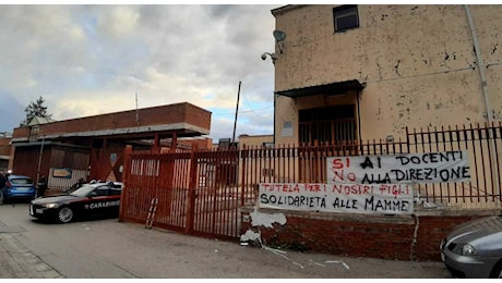 Castellammare di Stabia, maestra aggredita: rientro blindato per gli alunni dell'istituto