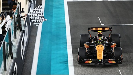 F1 Abu Dhabi, Norris regala alla McLaren il Mondiale Costruttori. Ferrari, doppio podio amaro