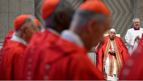 Il Papa: costruire una Chiesa e una società dalle porte aperte”