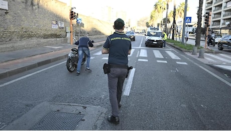 Napoli, incidente dov’è stata travolta e uccisa la mamma di Sant’Erasmo: due feriti