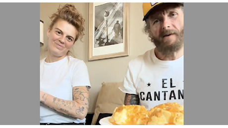 Le “Uova alla Jova”: la ricetta di Jovanotti spopola sui social: ecco come si preparano