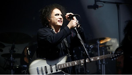 The Cure, il nuovo singolo è “Alone”. E dopo 16 anni arriva anche l’album “Songs of a lost world”