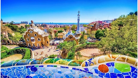 Barcellona in primavera: tra fiori, luce dorata e meraviglie senza folla