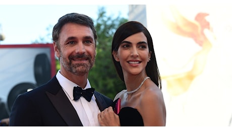 Rocío Muñoz Morales sfida Raoul Bova con l’avvocato del divorzio Totti-Blasi, chiede l’affido esclusivo delle figlie Rocío Muñoz Morales sfida Raoul Bova con l’avvocato del divorzio Totti-Blasi, chiede l’affido esclusivo delle figlie