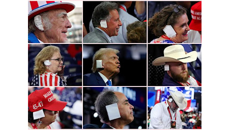 Trump, l’orecchio bendato diventa il simbolo della campagna