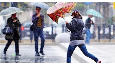 Ancora piogge intense: domani mattina altra allerta meteo gialla