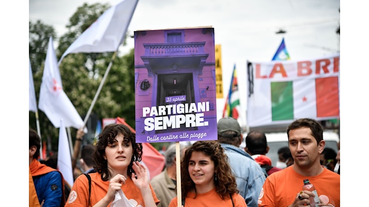 Il 25 aprile disobbediente: cortei ovunque - il manifesto