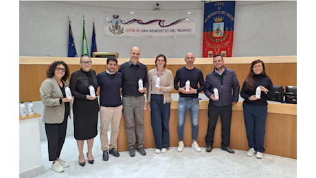 Giornata Mondiale della Gentilezza: ospiti in comune a San Benedetto le classi che hanno realizzato il logo