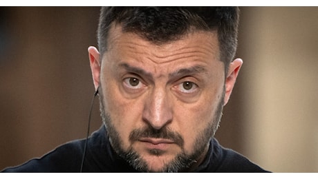 Ucraina, Zelensky: “Non abbiamo forze per riconquistare il Donbass e la Crimea con mezzi militari”