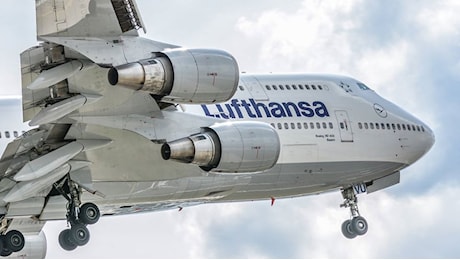 Lufthansa rivede al ribasso le stime sugli utili, pronto un programma di turnaround