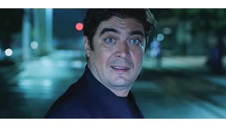 Stasera in tv ci sono Vittoria Puccini e Riccardo Scamarcio in Quasi orfano, su Rai 1