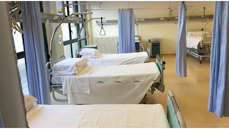 Emilia-Romagna, reparti di medicina sotto pressione: il 69% in overbooking, migliora l’assistenza post-ricovero