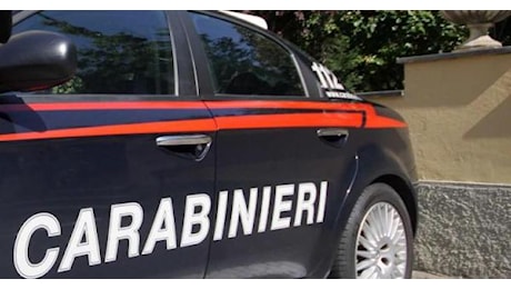 Ruffano, 13enne va a un appuntamento con un ragazzo più grande e trova anche due amici di lui: tentano di violentarla, lei scappa