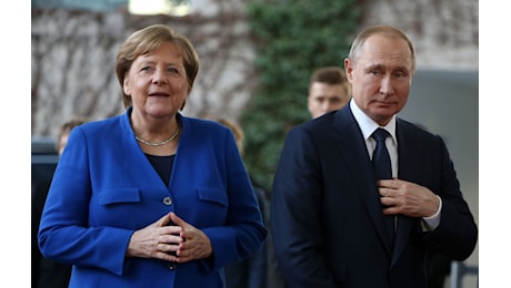 Merkel, Putin è un nemico dell'Europa