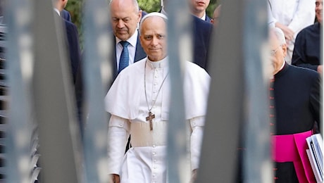 Il discorso di papa Leone XIV ai cardinali: “Riprendo il cammino da Francesco”