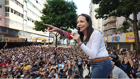 Venezuela, la leader d'opposizione Maria Corina Machado «fermata con violenza»