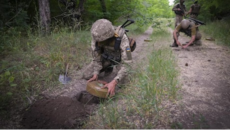 Via libera alle mine antiuomo degli Stati Uniti all'Ucraina per fermare la Russia