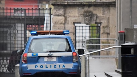 Criminalità giovanile, la Polizia denuncia quattro ragazzi. Una minorenne rapinava coetanei con un coltellino