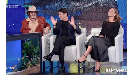 Riccardo Scamarcio e Johnny Depp: «Io diretto da lui, che botta di c…»