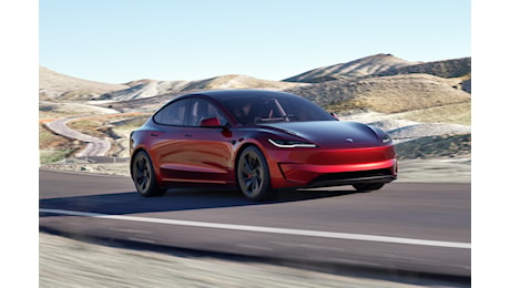 Tesla aumenta i prezzi della Model 3 in Italia di 1.500 euro
