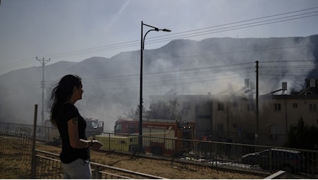 Medio Oriente: bombe di Israele sulla protezione civile in Libano, morti due comandanti di Hezbollah