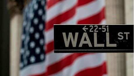 Wall Street resta al palo. Occhi sulla Fed