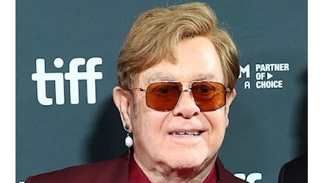 Elton John contro la legalizzazione della marijuana: Il più grande errore della storia