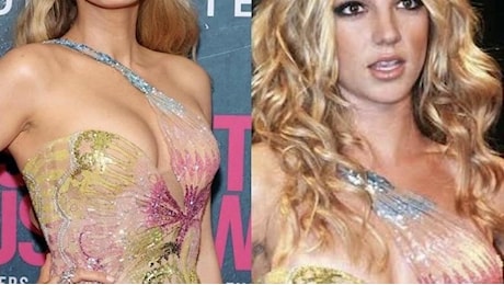 Blake Lively, omaggio a Britney Spears: 22 anni dopo mette lo stesso abito di Versace. In arrivo un biopic sulla pop star