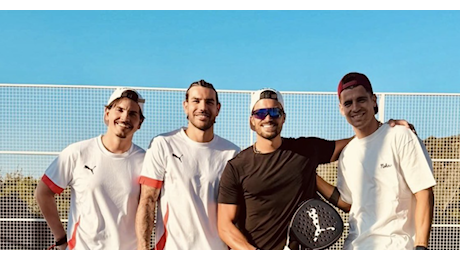 Milan, Morata e Theo già insieme: giocano a padel in Sardegna | VIDEO