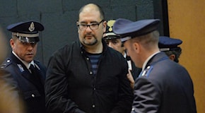 Cospito condannato a 23 anni per l'attentato all'ex caserma di Fossano