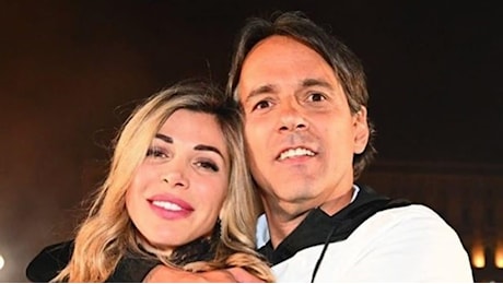 La moglie di Inzaghi denuncia uno che si spaccia per Simone: Questo scemo scrive anche a tante ragazze