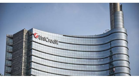 Unicredit record, in nove mesi utile sale a 7,7 miliardi