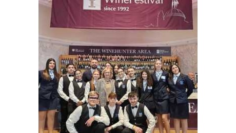 Alcuni studenti dell'istituto alberghiero De Cecco ancora protagonisti al Merano Wine Festival