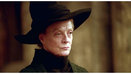 Maggie Smith, chi era l'attrice morta? La carriera, la famiglia e la malattia. Dalla prof McGrannitt alla contessa di Downton Abbey, i personaggi