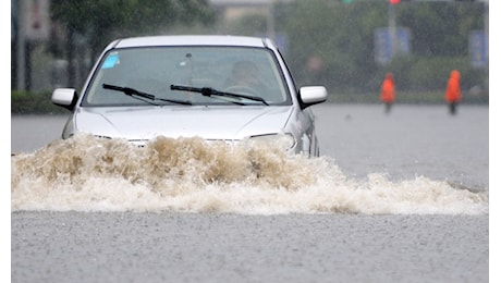 Previsioni meteo: intensa perturbazione atlantica, Martedì 8 Ottobre giornata turbolenta