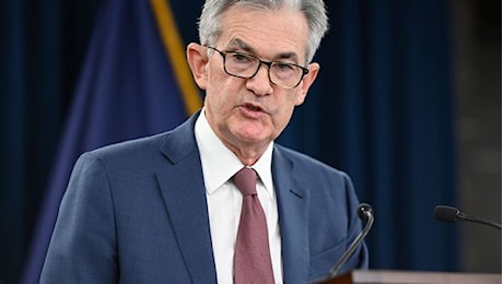 FED, Powell: avanti con cautela, continueremo ad assumere decisioni volta per volta