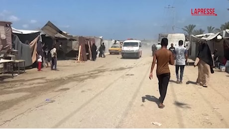 VIDEO Gaza, raid israeliano sul campo profughi di Khan Younis