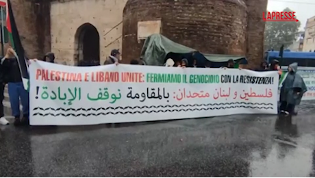 VIDEO Roma, manifestanti Pro Palestina in piazza: Ora e sempre resistenza