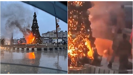 Albero di Natale bruciato a Damasco, in Siria esplode la protesta della comunità cristiana: in piazza centinaia di manifestanti