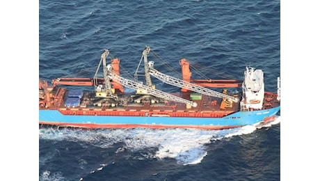 Le due esplosioni e poi l'affondamento: colpita una nave cargo russa nel Mediterraneo