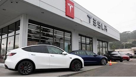 Tesla, vendite in calo nel 2024. Non accadeva da nove anni