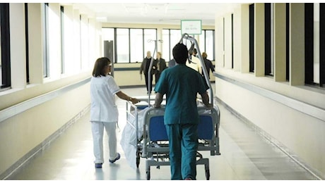 Allarme ospedali: quasi 6 reparti di Medicina su 10 soffrono soffrono di sovraffollamento di pazienti